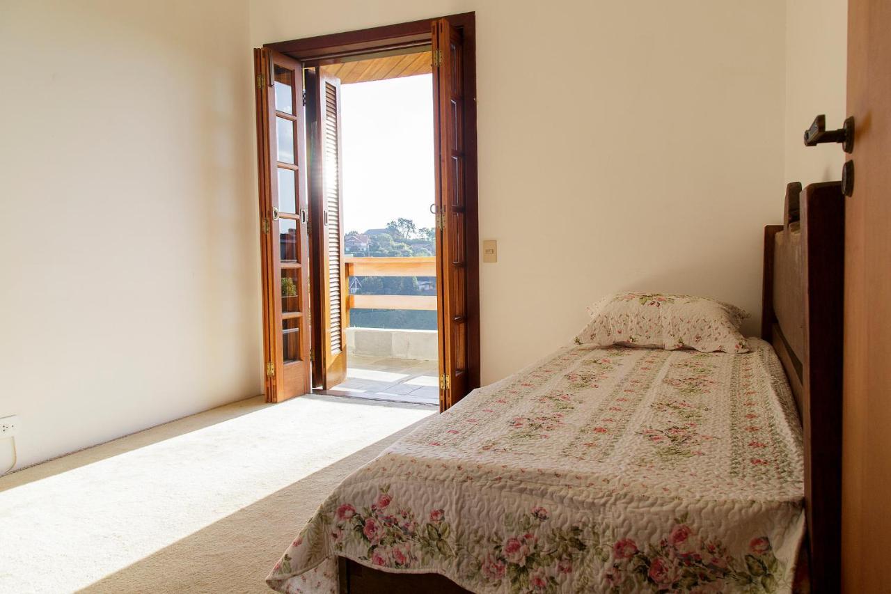 Apartamento Para Temporada No Alto Do Capivari Campos do Jordão المظهر الخارجي الصورة