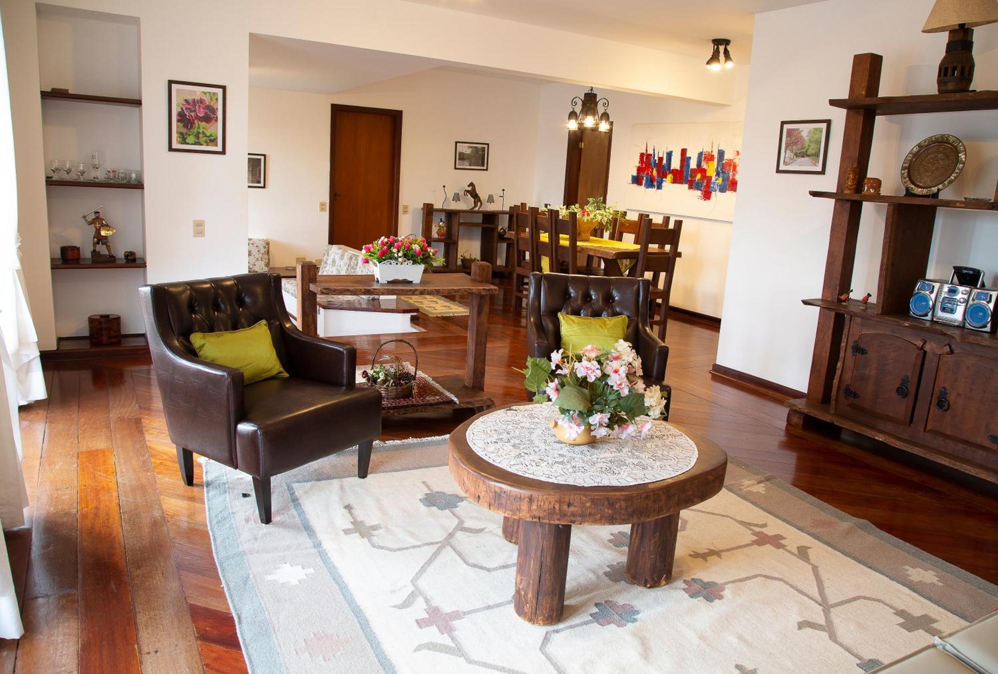 Apartamento Para Temporada No Alto Do Capivari Campos do Jordão الغرفة الصورة
